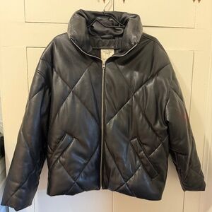 Abercrombie Black Vegan Leather Quilted Puffer Sz Med